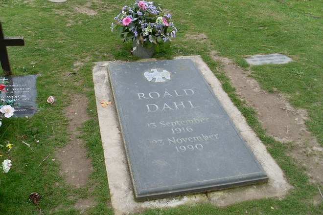 Roald Dahl`s grave