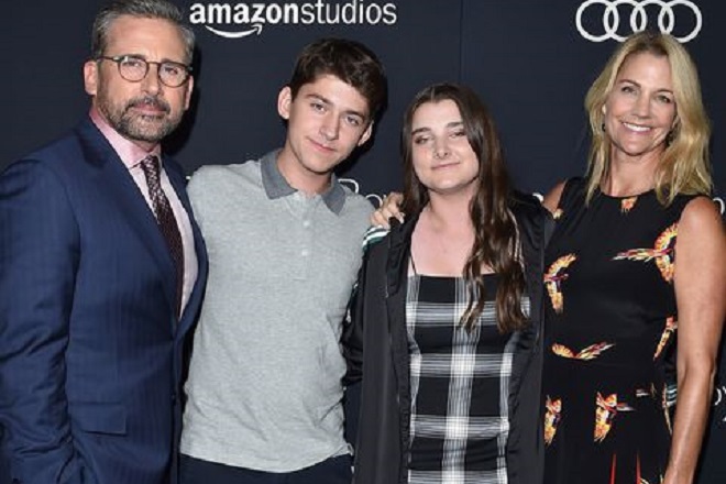 Nancy Carell and Steve Carell with their kids