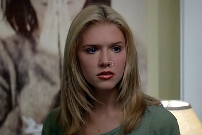 Dominique Swain in the movie Face/Off
