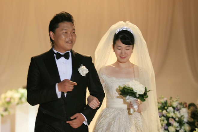 Psy and his wife