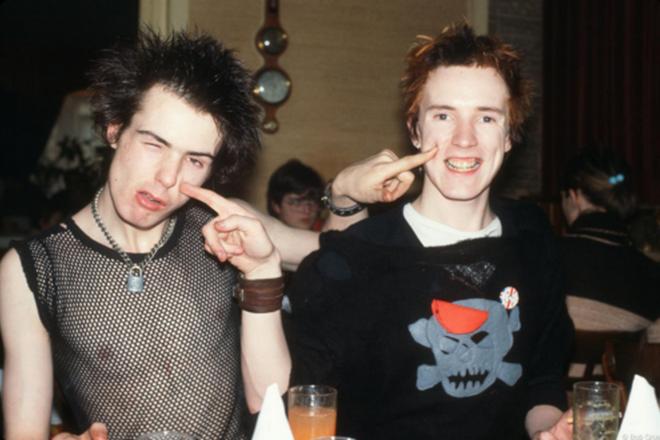 Sid Vicious and Johnny Rotten