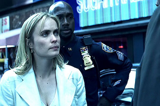 Radha Mitchell in the movie Phone Booth