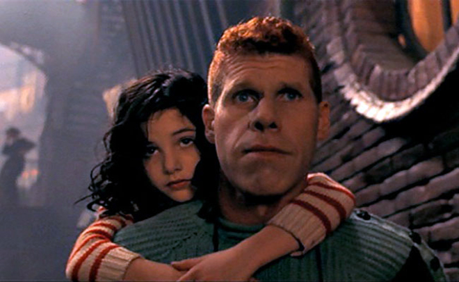 Ron Perlman in the film The City of Lost Children