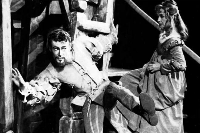 Peter O’Toole in the play The Taming of the Shrew