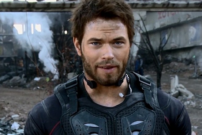 Kellan Lutz in the movie The Expendables 3