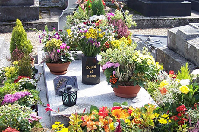 Romy Schneider and her son David’s grave