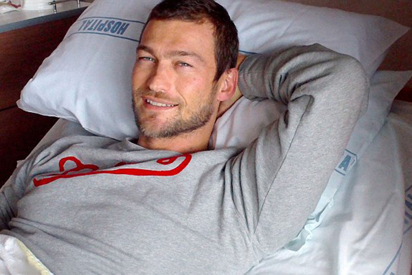 Andy Whitfield in the hospital | VK
