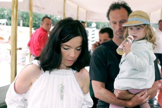 Björk with her husband and daughter