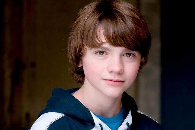 Joel Courtney in his childhood