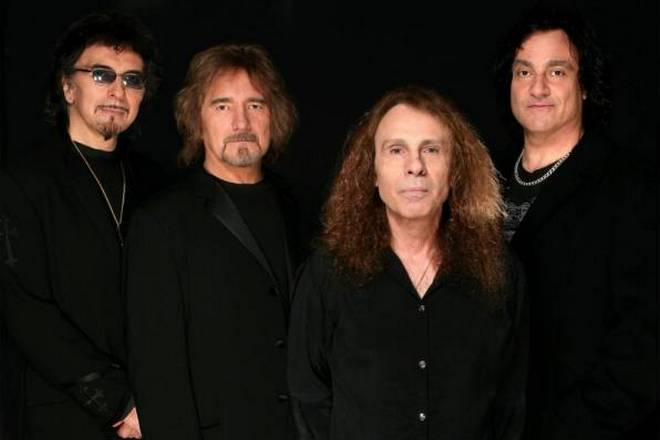 Black Sabbath band in the '90s.