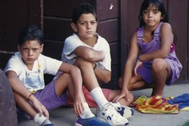 Nate Diaz in his childhood (on the left) with his brother and sister