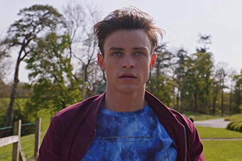 Thomas Doherty in the TV series The Lodge
