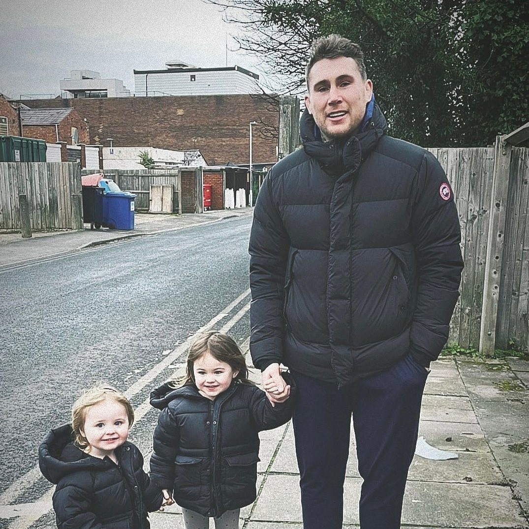 Darren Till with his children