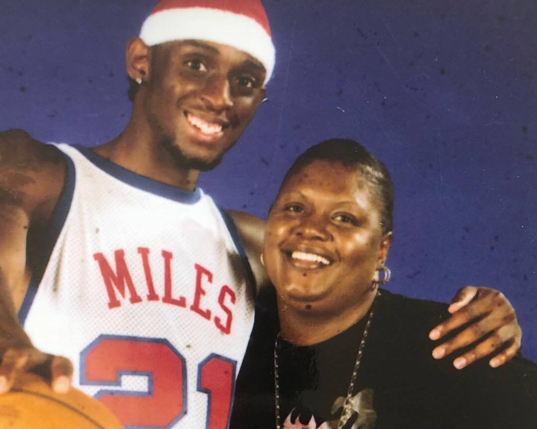Darius Miles with his mother
