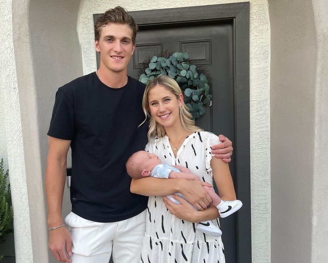 Tage Thompson with his family