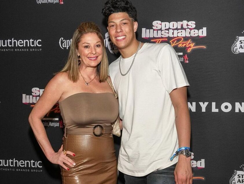 Jackson Mahomes with his mother