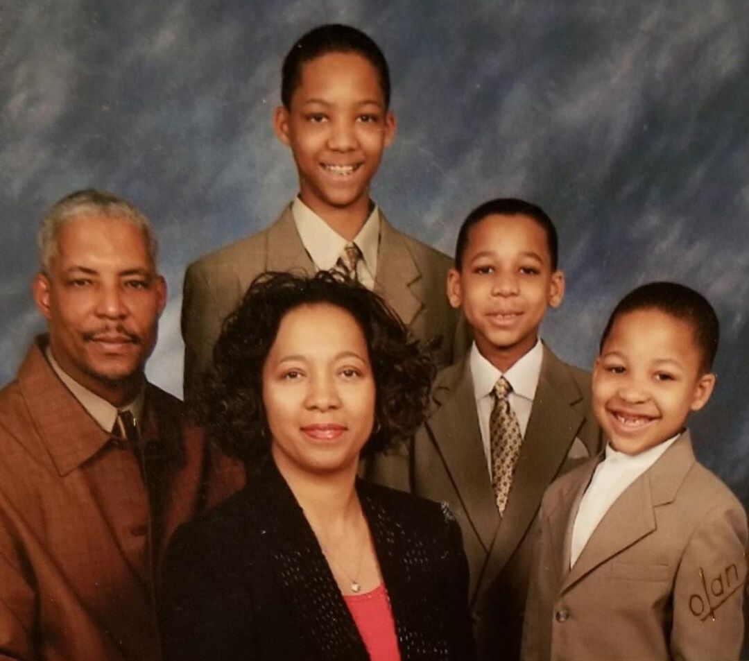 Young Grant Williams with his family