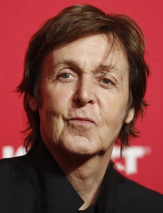 Paul McCartney - biography, photos, age, height, songs ...