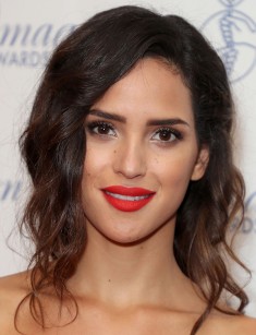 Adria Arjona Biography Photos Age Height Personal Life News Movies 2021