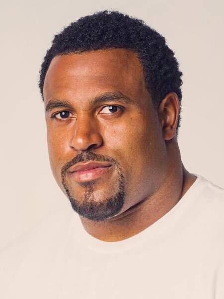 Duane Brown - Wikipedia