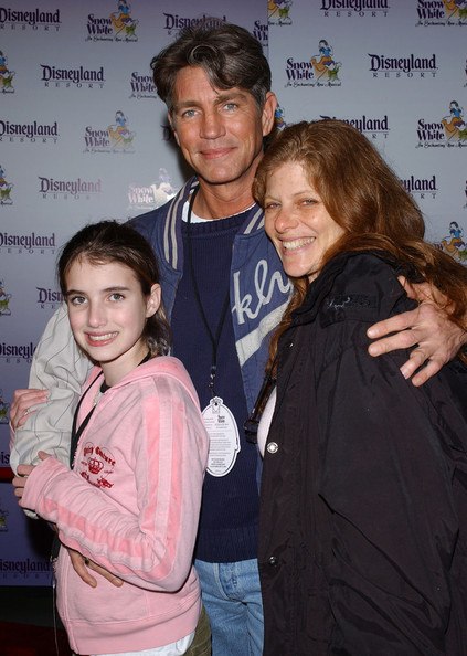 Emma Roberts with her parents