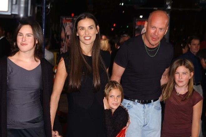 Bruce Willis and Demi Moore with daughters