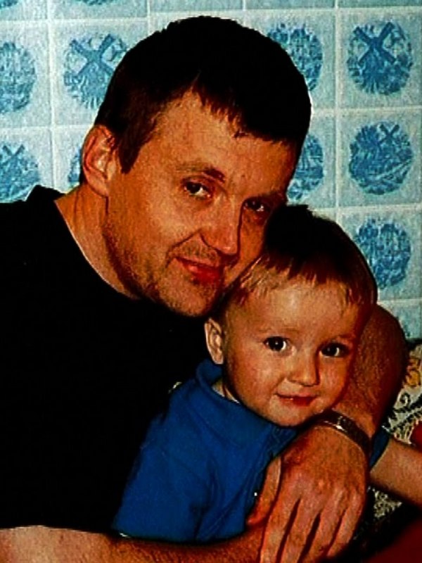 Alexander Litvinenko with his son