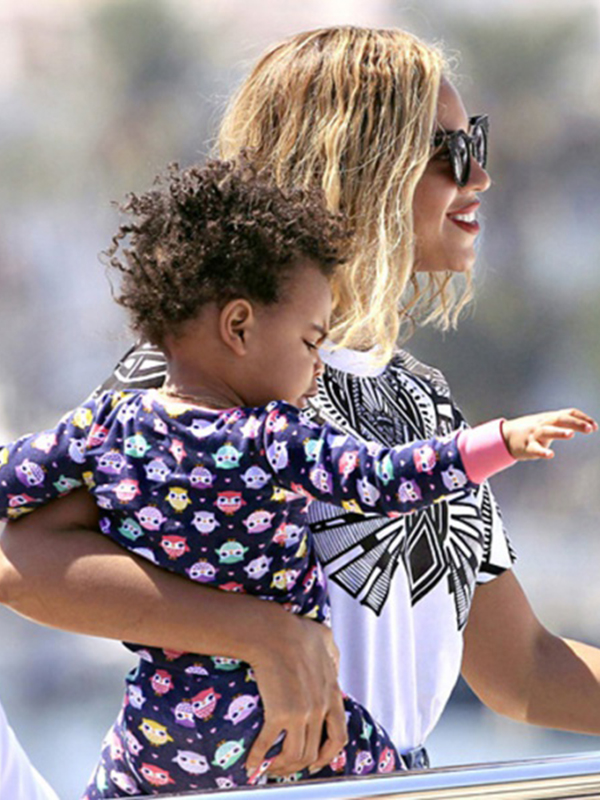 Beyoncé with daughter
