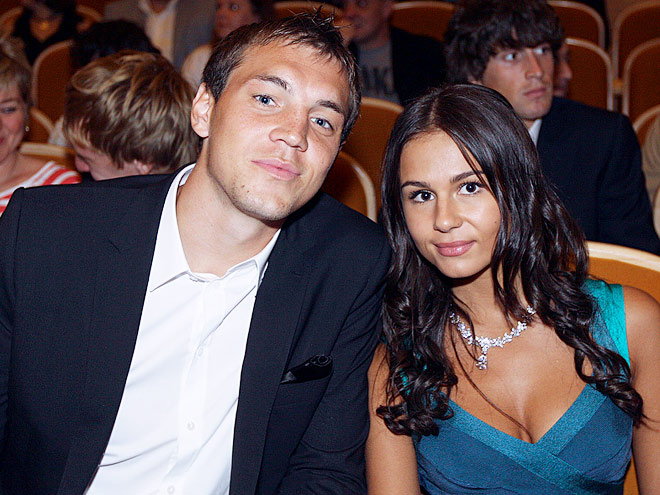 Artem Dzyuba with his wife