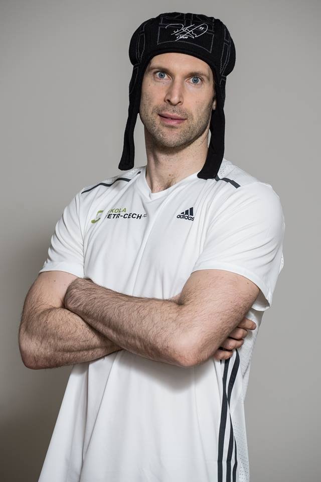 Petr Cech in helmet