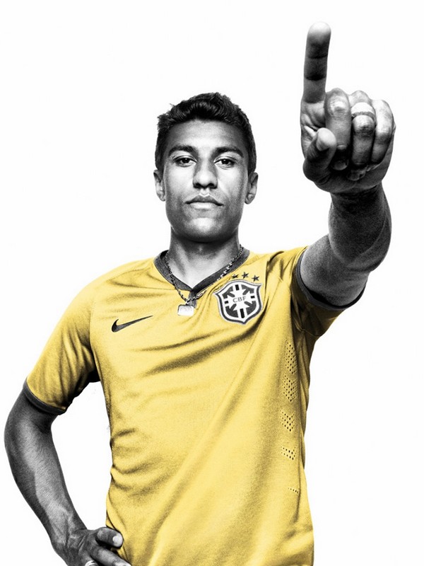 Paulinho in the Brazil national team