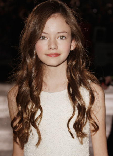 Mackenzie Foy in her  childhood