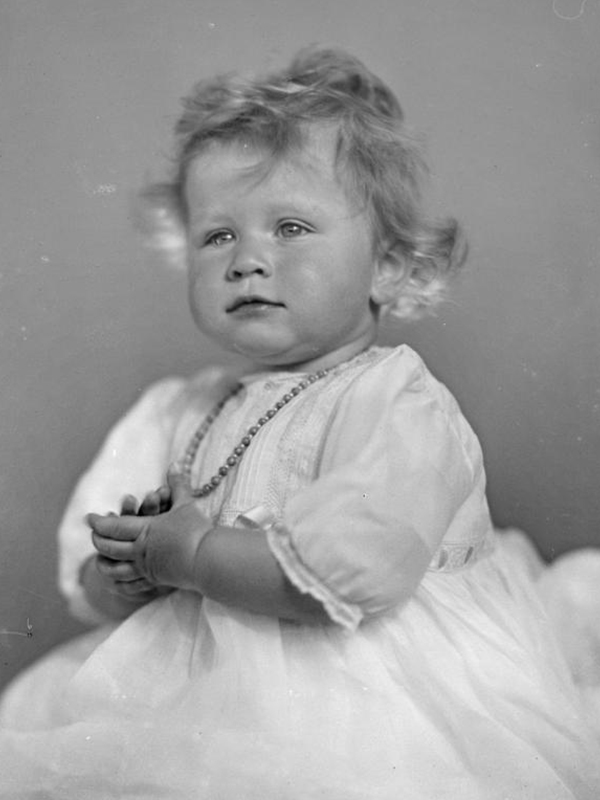 Elizabeth II in her childhood