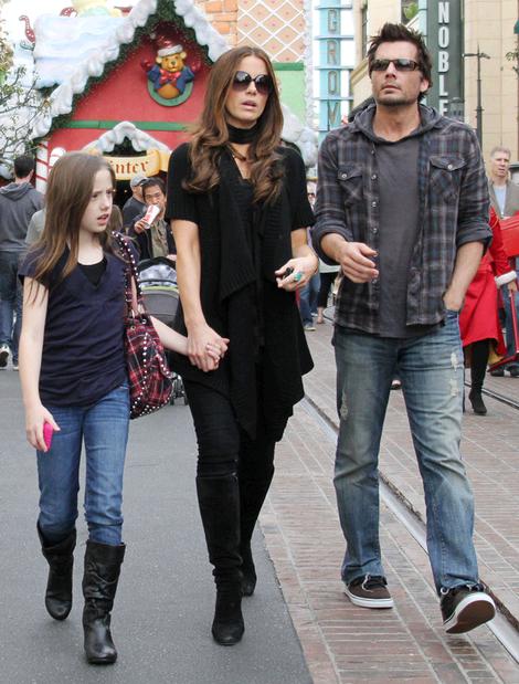 Kate Beckinsale and Len Wiseman with daughter Lily