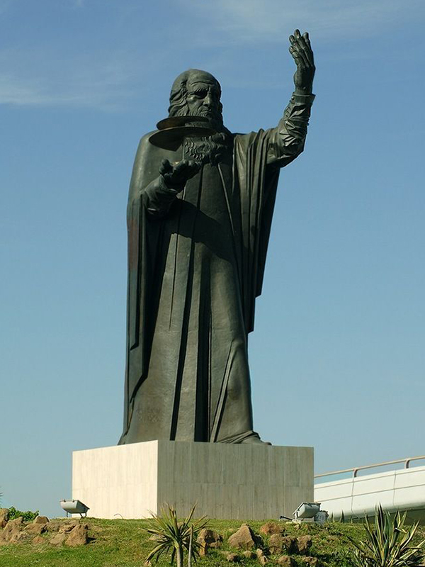 Leonardo da Vinci. Monument in Rome, Italy