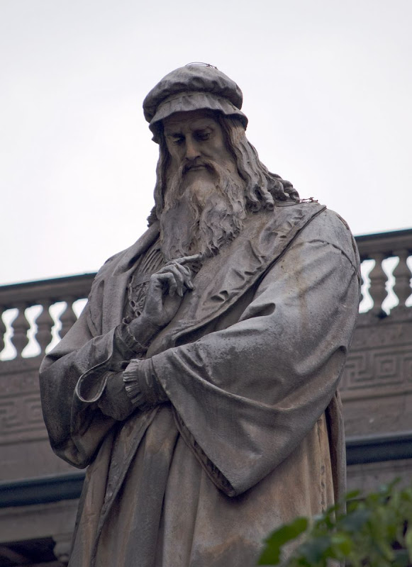 Leonardo da Vinci. Monument in Milan