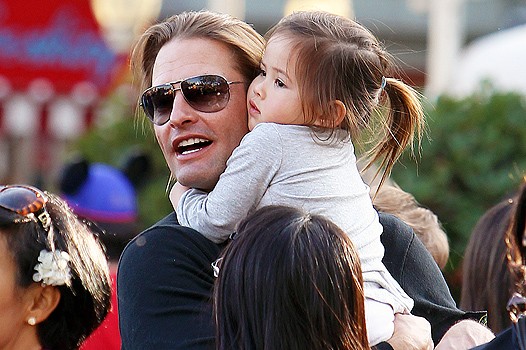 Josh Holloway with daughter