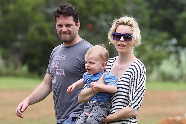Elizabeth Banks with her husband and son