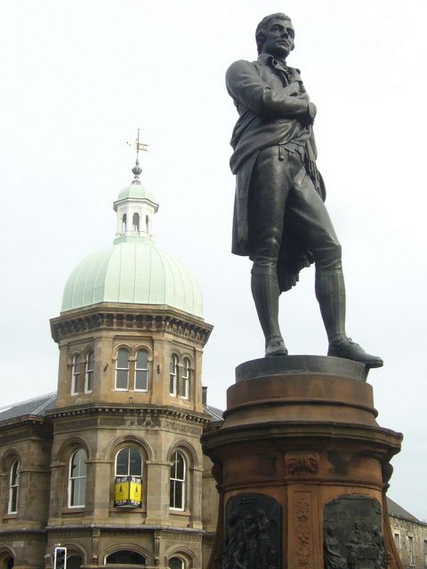 A monument to Robert Burns