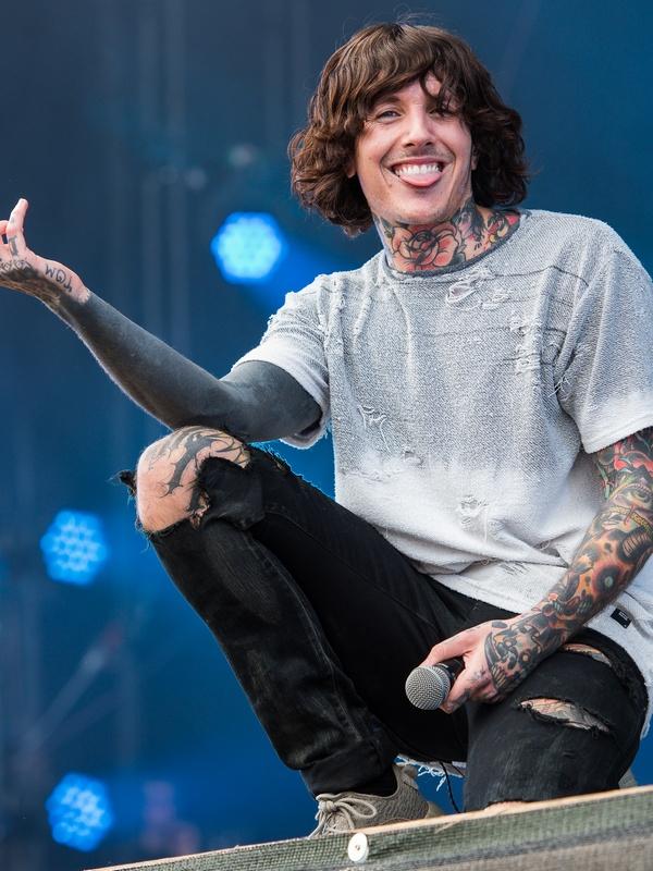 Oliver Sykes Photo 12 16