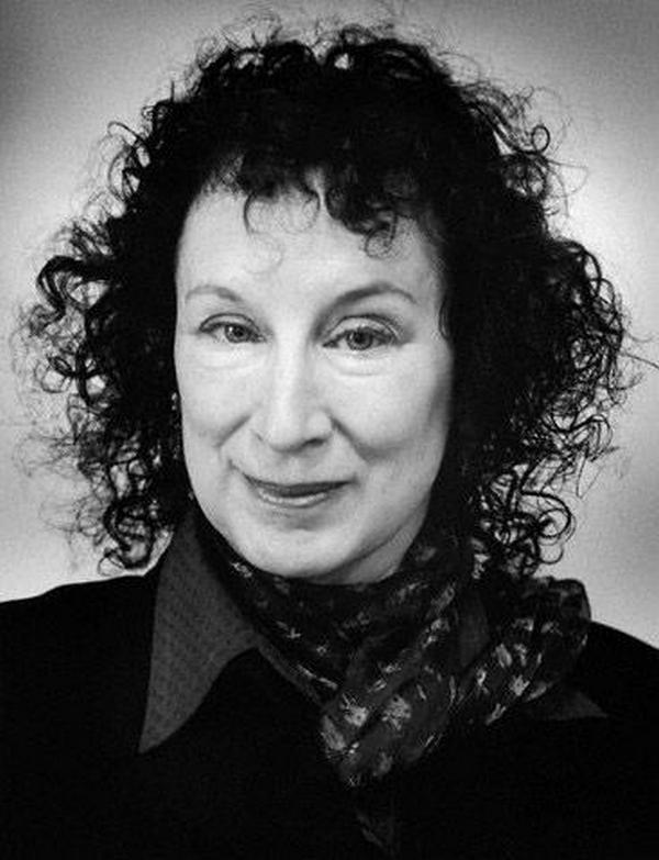 Margaret Atwood photo 3/16