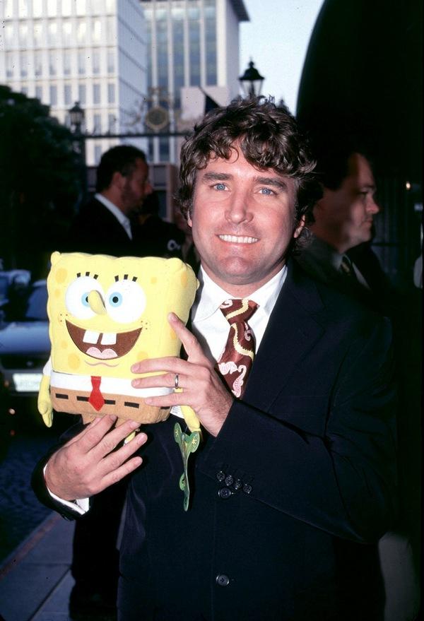Stephen Hillenburg with the characters of SpongeBob SquarePants